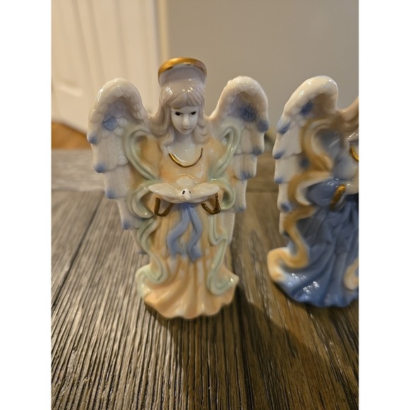 The Unbranded Brand Other - vintage porcelain angel figurines Set Of 4